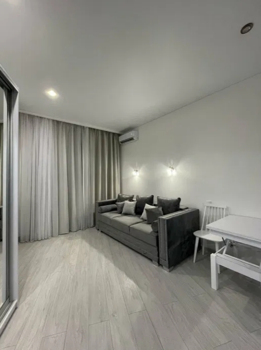 продажа однокомнатной квартиры номер A-174509 в Приморском районе, фото номер 8